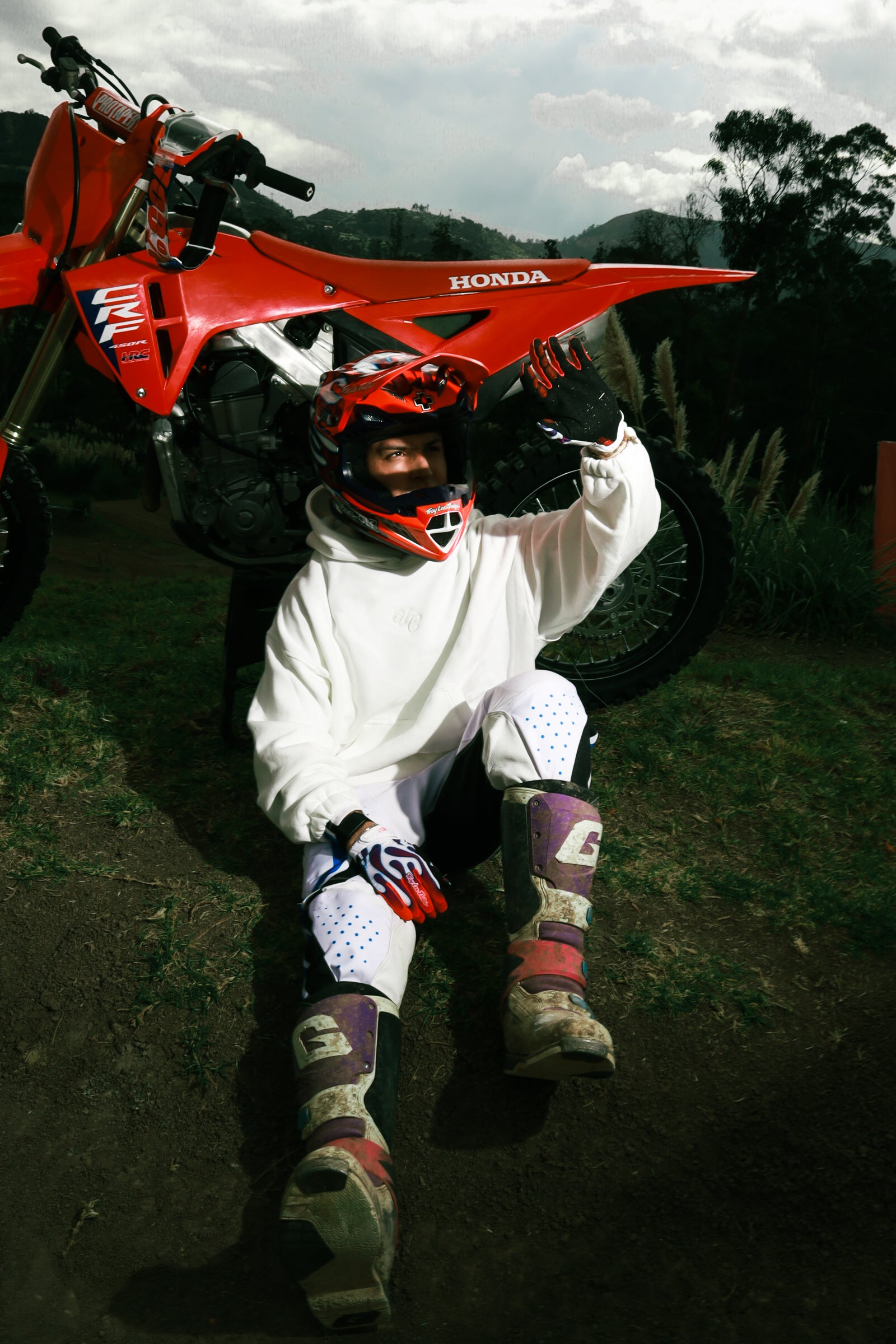 The Rocher White Hoodie